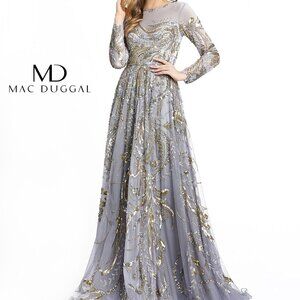 NWT Mac Duggal SZ‎ 6 PLATINUM GOLD LONG SLEEVE EMBELLISHED ILLUSION GOWN…